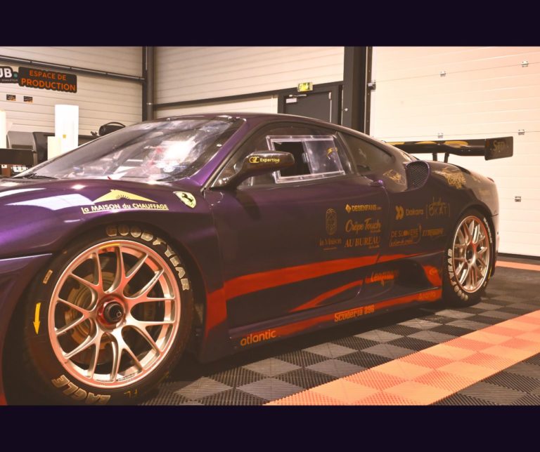 covering Ferrari F430 violet vue latérale BJ PUB Cambrai wrap voiture de luxe