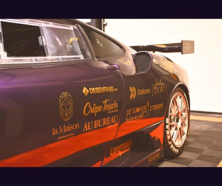 detail covering Ferrari F430 violet sponsors BJ PUB Cambrai lettrage adhésif voiture luxe
